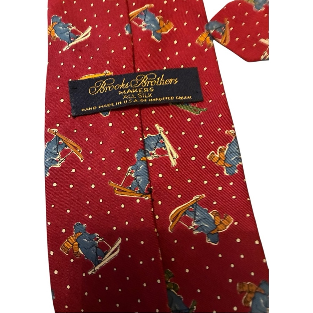 Brooks Brothers Makers Red Silk Skiing Bear  Necktie - Picture 4 of 4